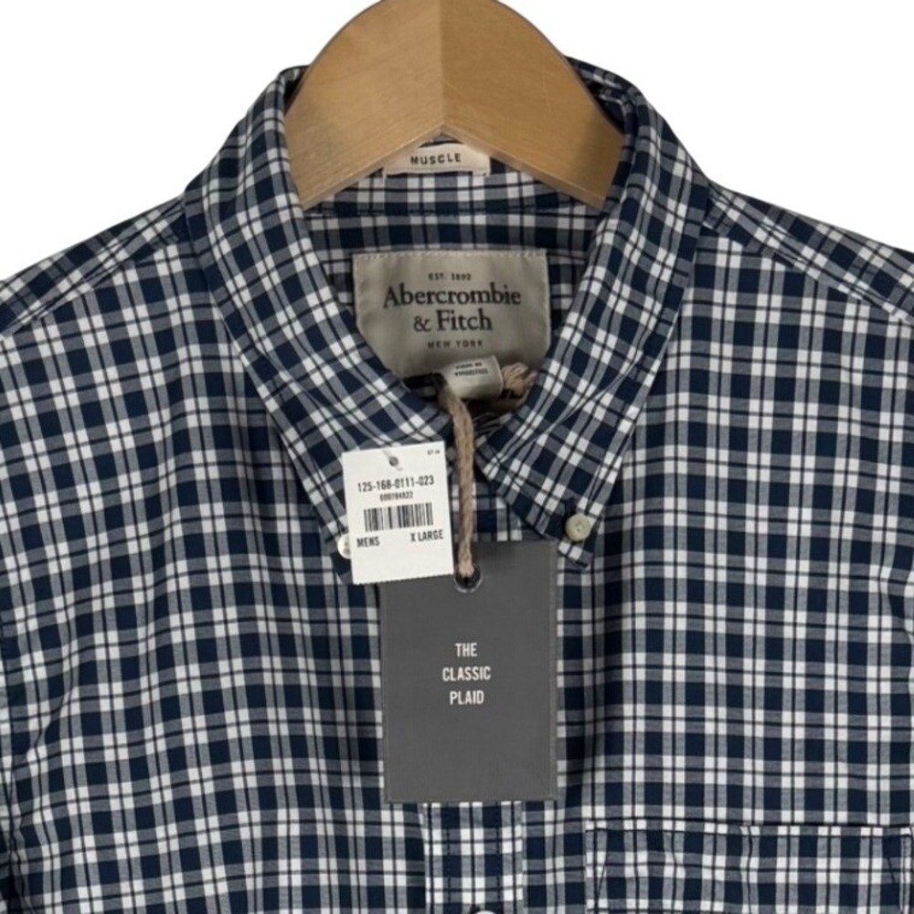 Abercrombie & Fitch Muscle Fit Plaid Button Down Shirt Mens XL Navy White NEW